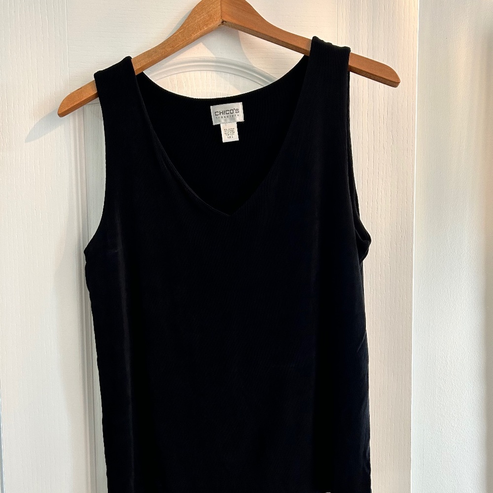 Chicos Travelers V-neck tank - Sz.3